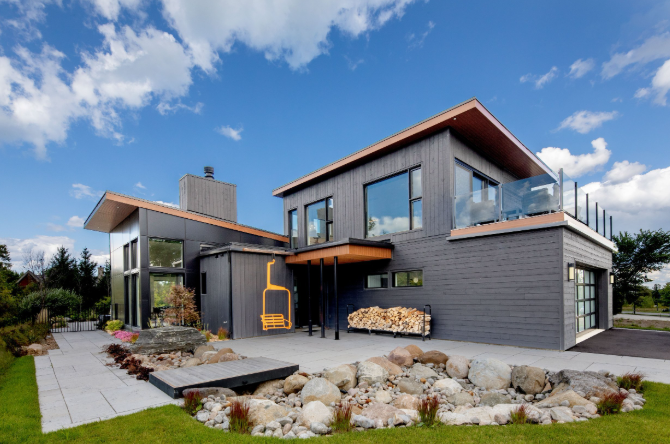 Crafting the Dream: How Custom Home Builders Bring Visions to Reality